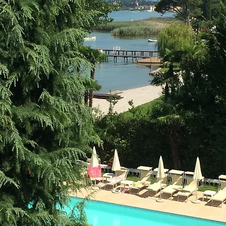 La Rondine 3* Sirmione