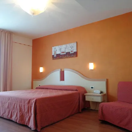 La Rondine Hotell