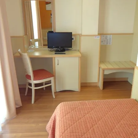 La Rondine Hotell