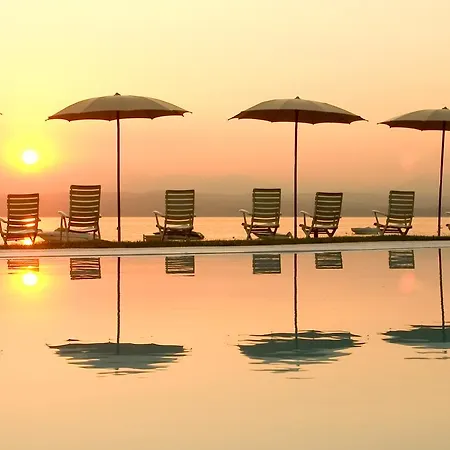 La Rondine Hotell 3*