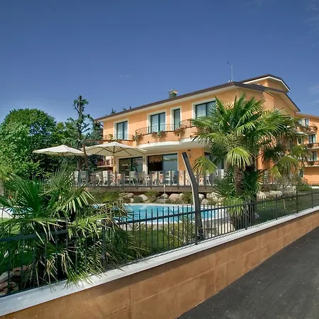 La Rondine Hotell